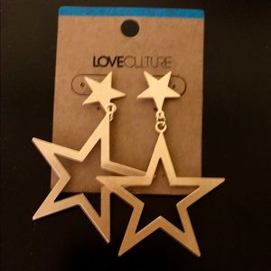GOLD TONE STAR DANGLE LOVE CULTURE EARRINGS